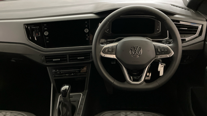 Volkswagen Polo 1.0 TSI 115 R-Line 5dr DSG Petrol Hatchback - Image 9
